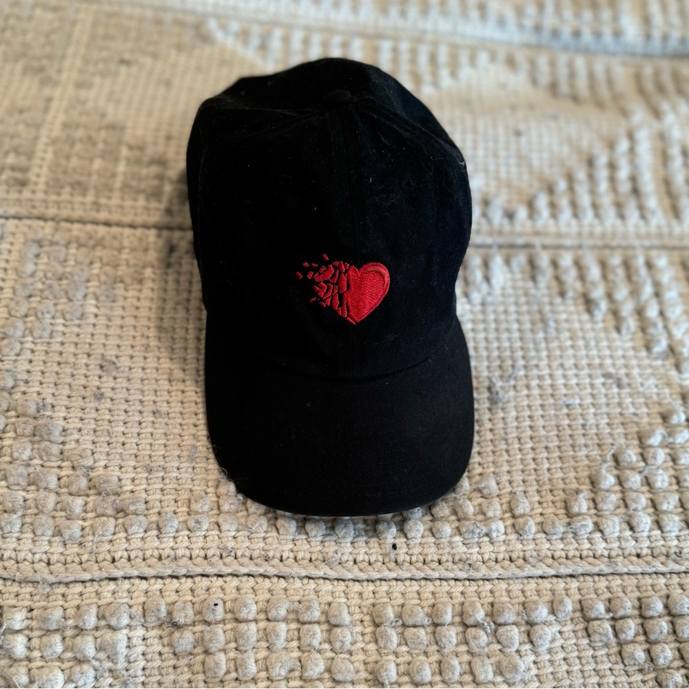 47Brand Heart Embroidered All Black Hat OS
